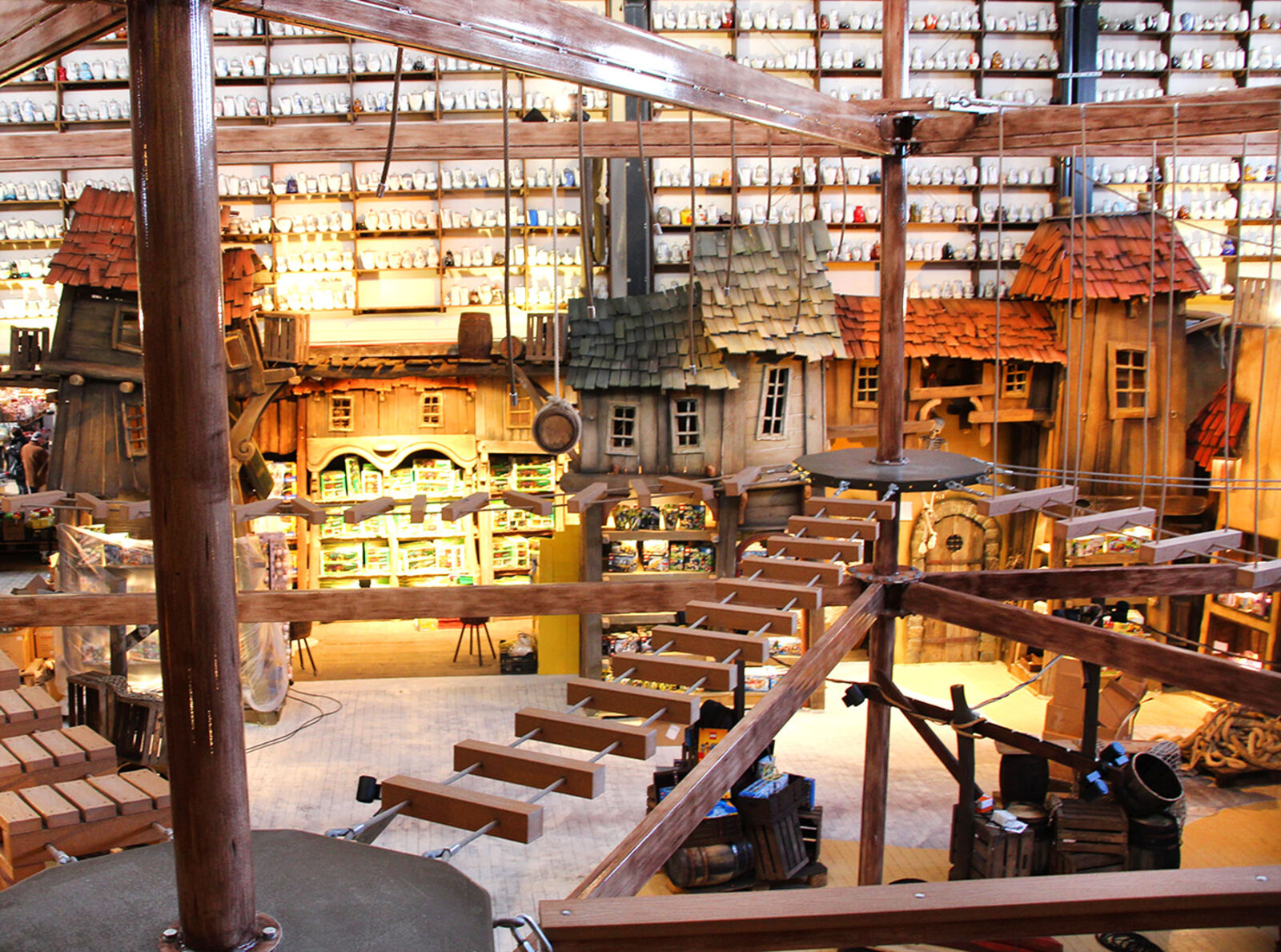 Das Bild zeigt das Indoor-Piratendorf in Rövershagen.
