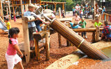 Das Bild zeigt den Piratenspielplatz im Familienpark Drievliet, Den Haag_Bild9