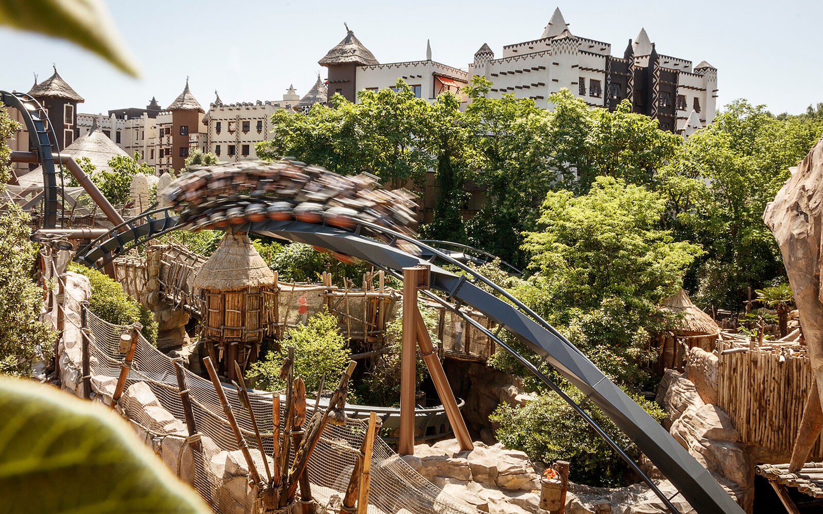 Das ist der Adventure Trail in Phantasialand Brühl.